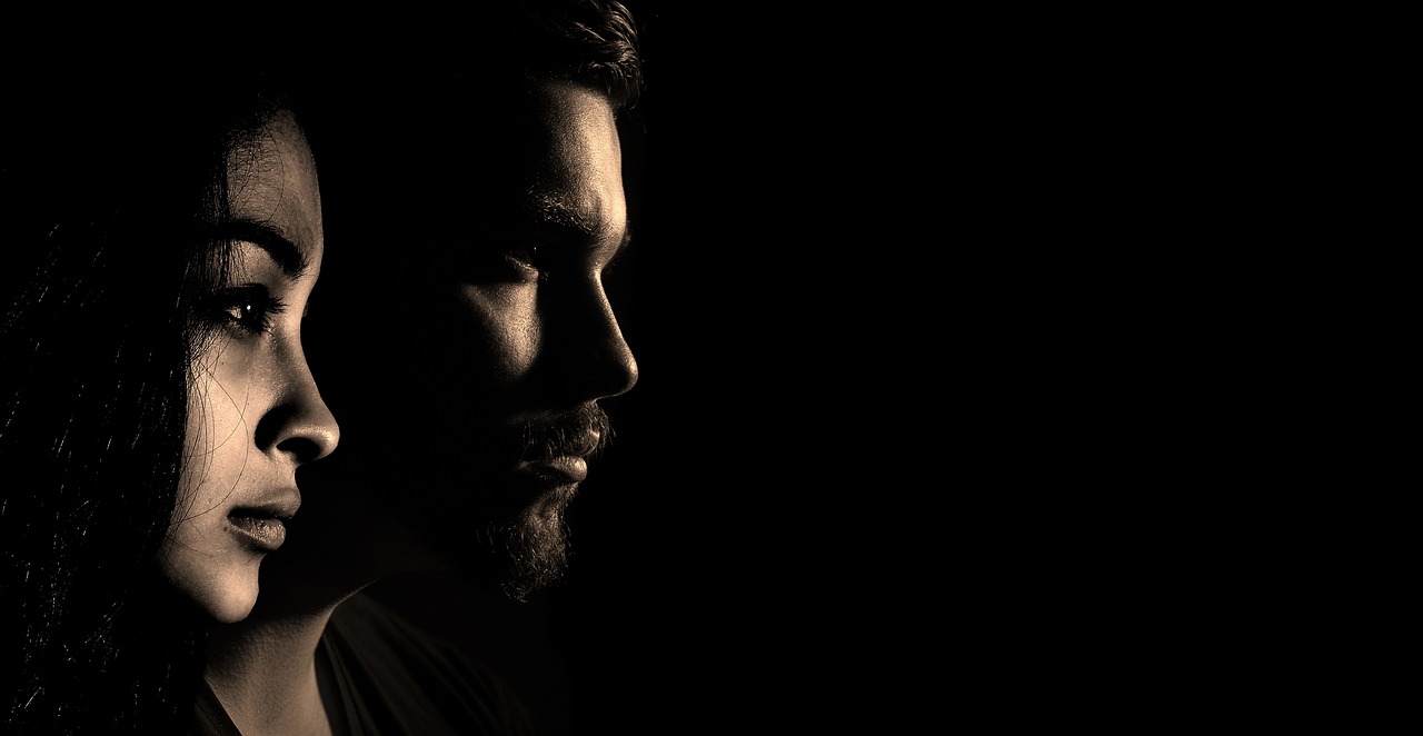 表情で彼の気持ちを読む方法は？