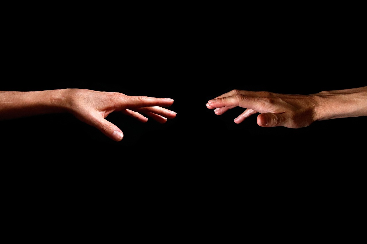 遠距離恋愛でのアプローチ方法は距離を近づくためにどうすればいい？